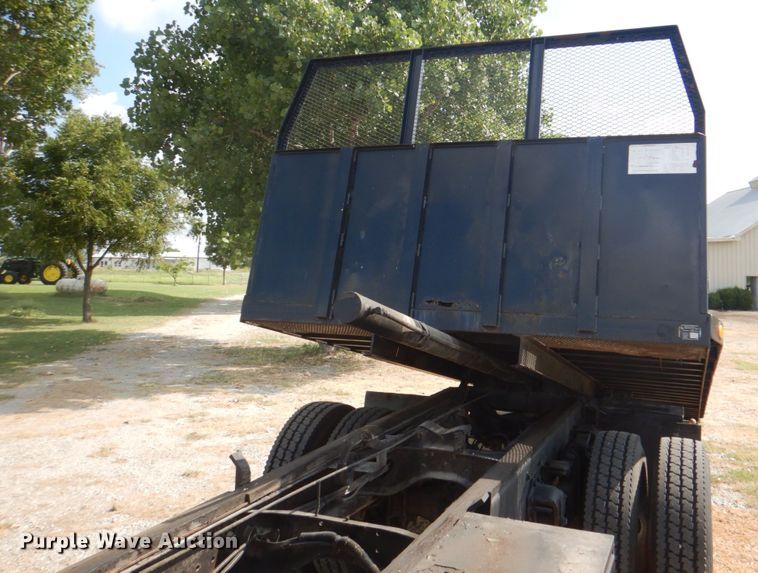 image for item DH7275 1980 White Road Boss  rollback truck