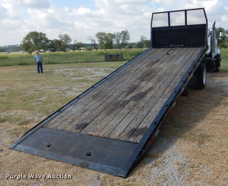 image for item DH7275 1980 White Road Boss  rollback truck