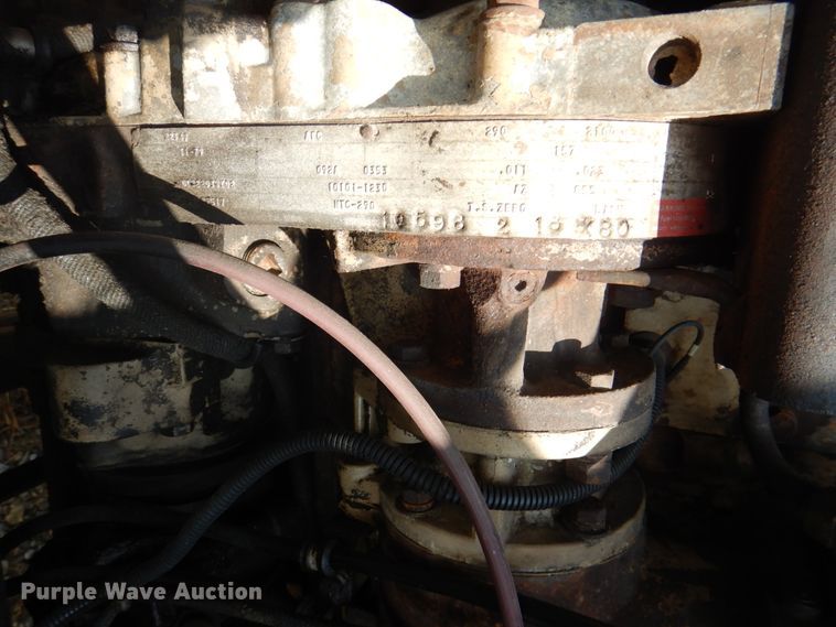 image for item DH7275 1980 White Road Boss  rollback truck