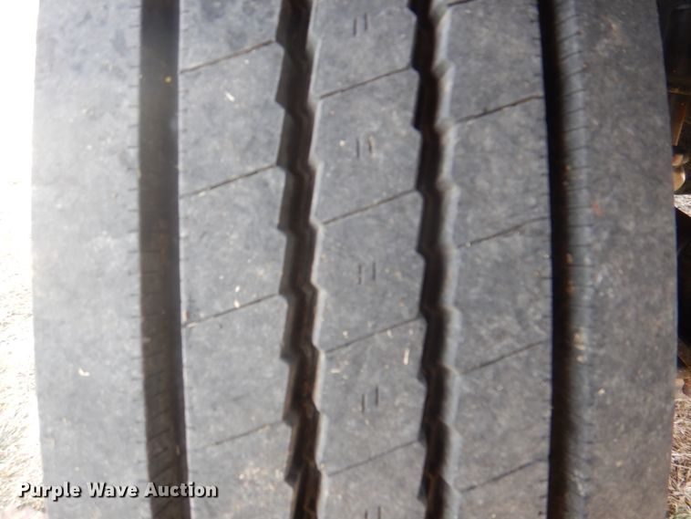 image for item DH7275 1980 White Road Boss  rollback truck