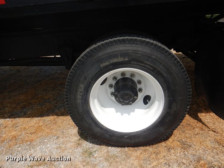 image for item DH7275 1980 White Road Boss  rollback truck