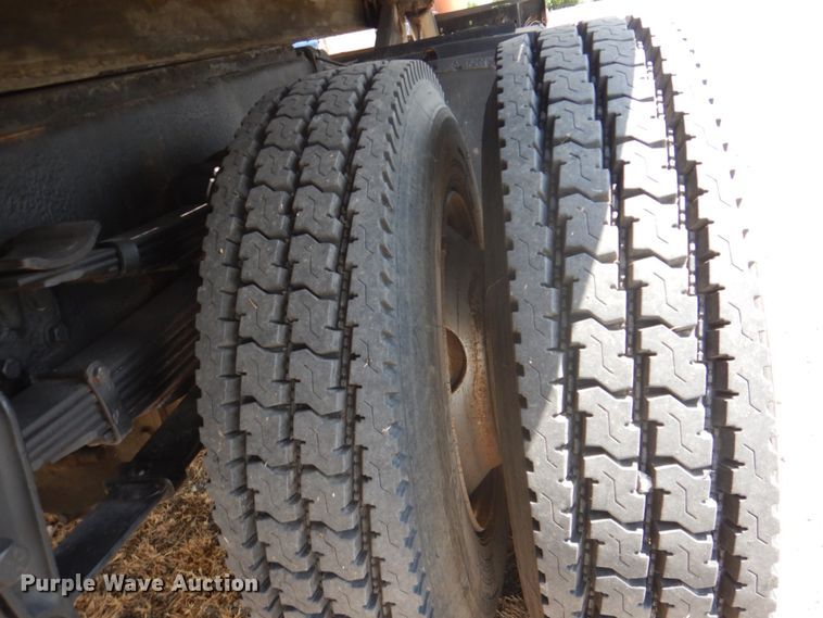 image for item DH7275 1980 White Road Boss  rollback truck