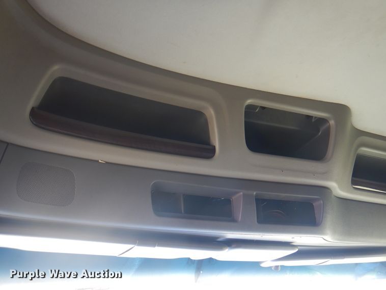 image for item DK8166 2014 Peterbilt 579  semi truck