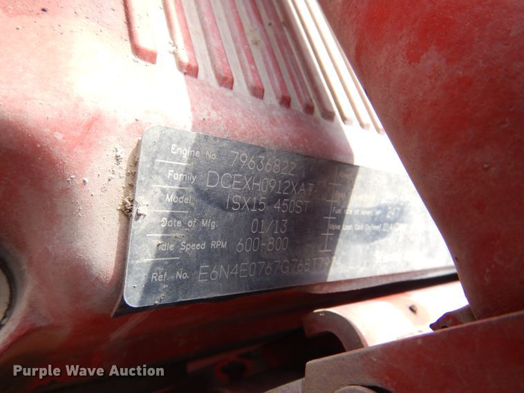 image for item DK8166 2014 Peterbilt 579  semi truck