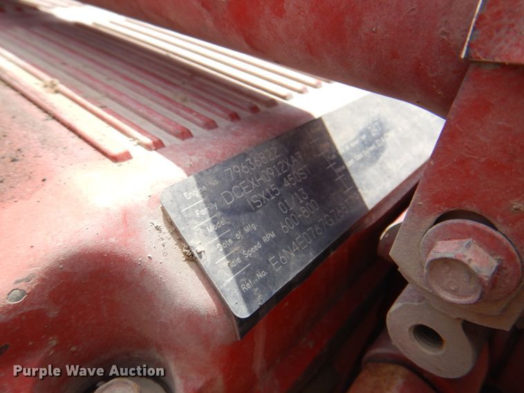 image for item DK8166 2014 Peterbilt 579  semi truck