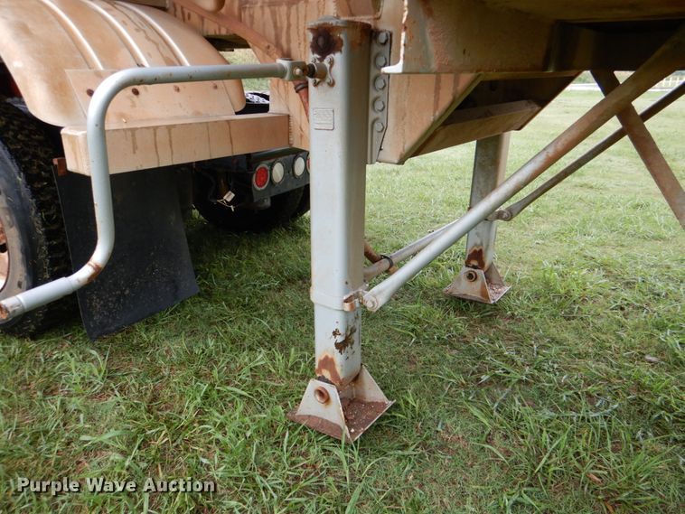 image for item DL0550 2012 Dragon  vacuum trailer