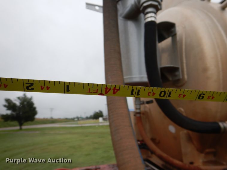 image for item DL0550 2012 Dragon  vacuum trailer