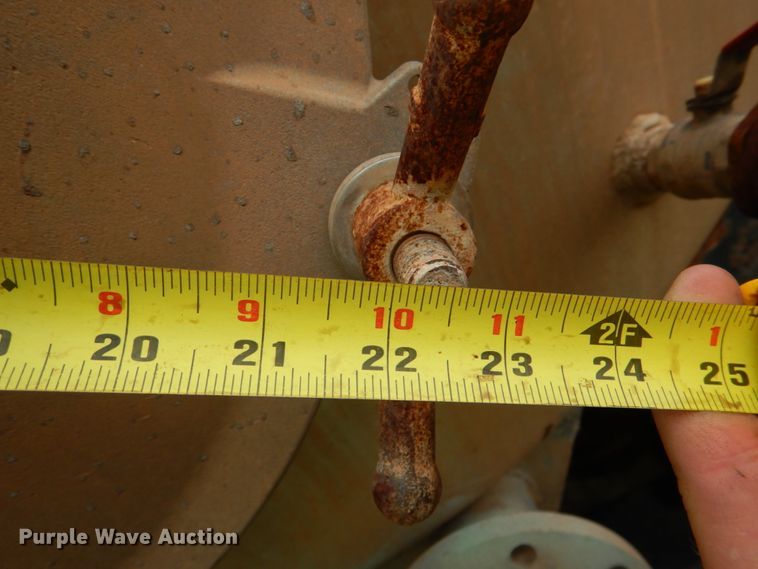 image for item DL0551 2012 Menard  vacuum trailer