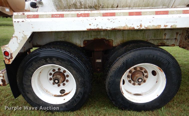 image for item DL0552 2006 Dragon  vacuum trailer