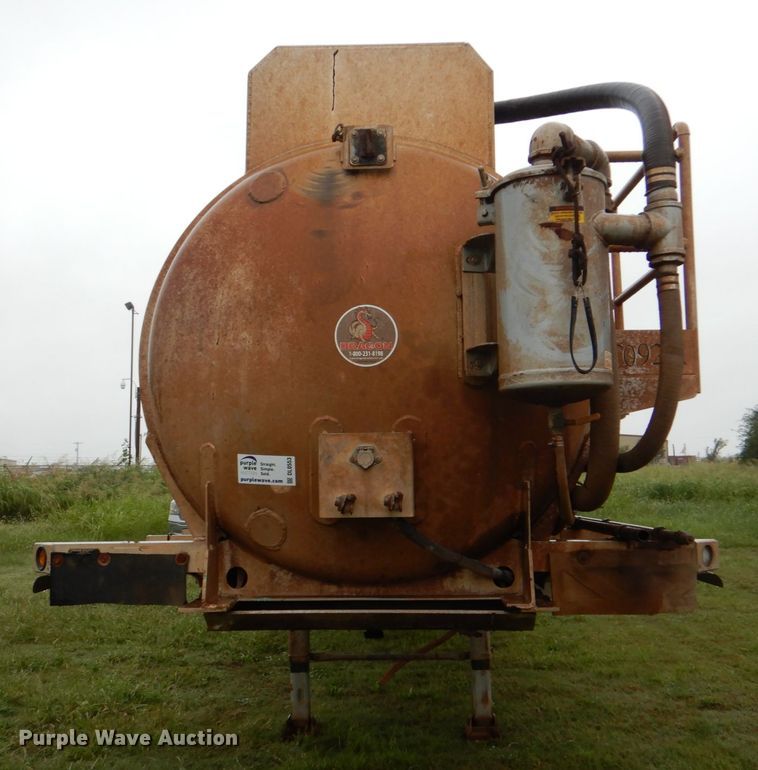 image for item DL0553 2012 Dragon  vacuum trailer