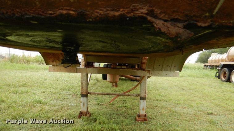 image for item DL0553 2012 Dragon  vacuum trailer