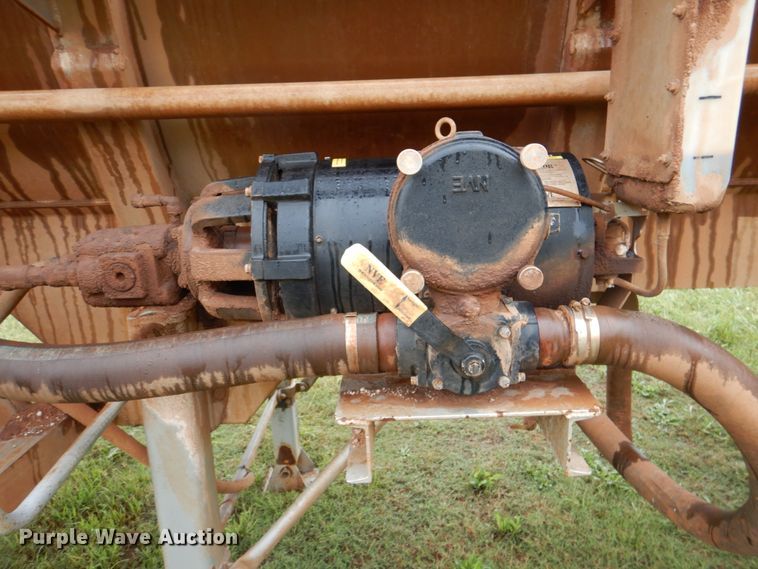 image for item DL0553 2012 Dragon  vacuum trailer