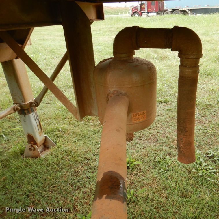 image for item DL0553 2012 Dragon  vacuum trailer