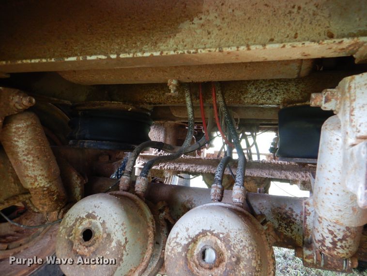 image for item DL0553 2012 Dragon  vacuum trailer