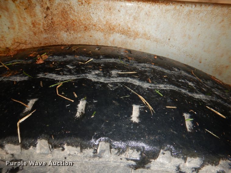 image for item DL0553 2012 Dragon  vacuum trailer