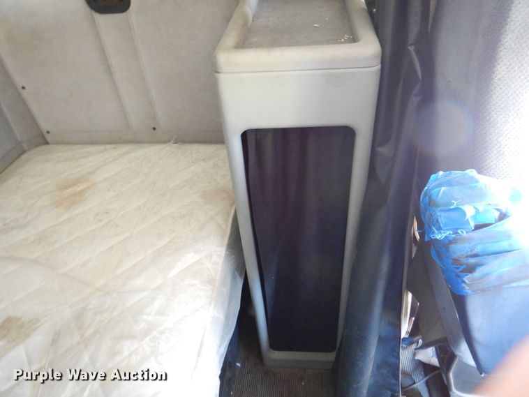 image for item DM1421 1999 Freightliner FLD120  semi truck