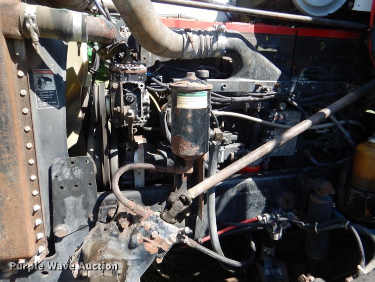 image for item DM1421 1999 Freightliner FLD120  semi truck