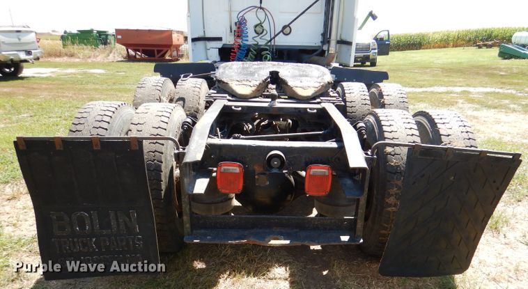 image for item DM1424 2005 Sterling AT9500  semi truck