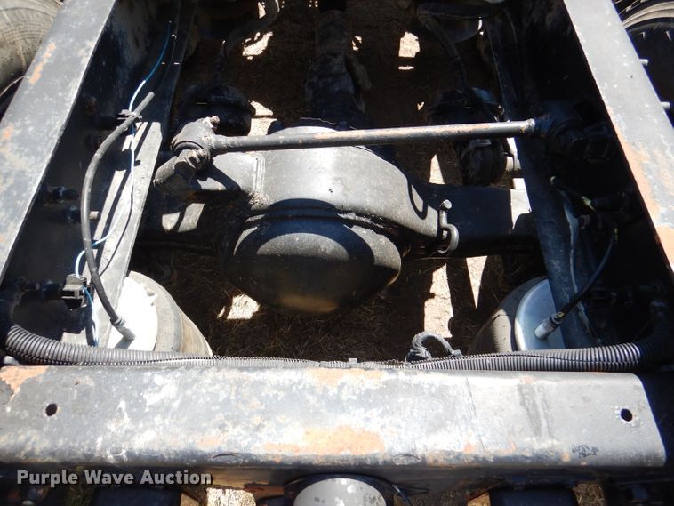 image for item DM1424 2005 Sterling AT9500  semi truck