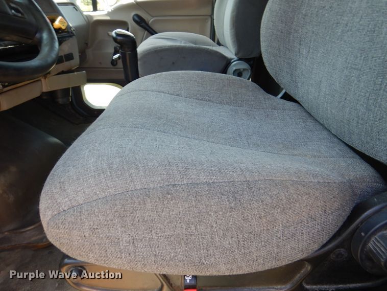 image for item DM1424 2005 Sterling AT9500  semi truck