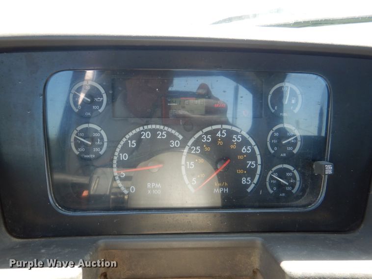 image for item DM1424 2005 Sterling AT9500  semi truck