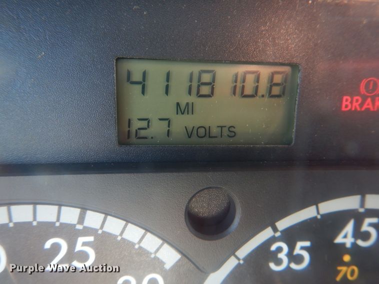 image for item DM1424 2005 Sterling AT9500  semi truck