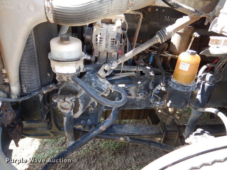 image for item DM1424 2005 Sterling AT9500  semi truck