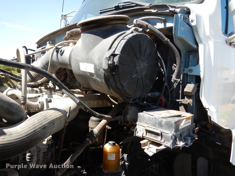 image for item DM1424 2005 Sterling AT9500  semi truck