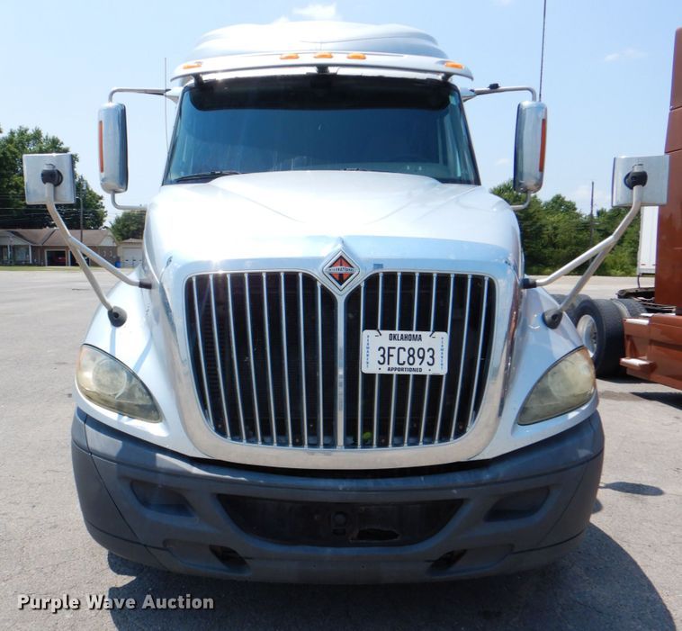 image for item DM3942 2013 International ProStar  truck tractor