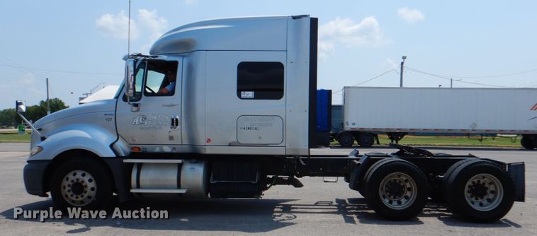 image for item DM3942 2013 International ProStar  truck tractor