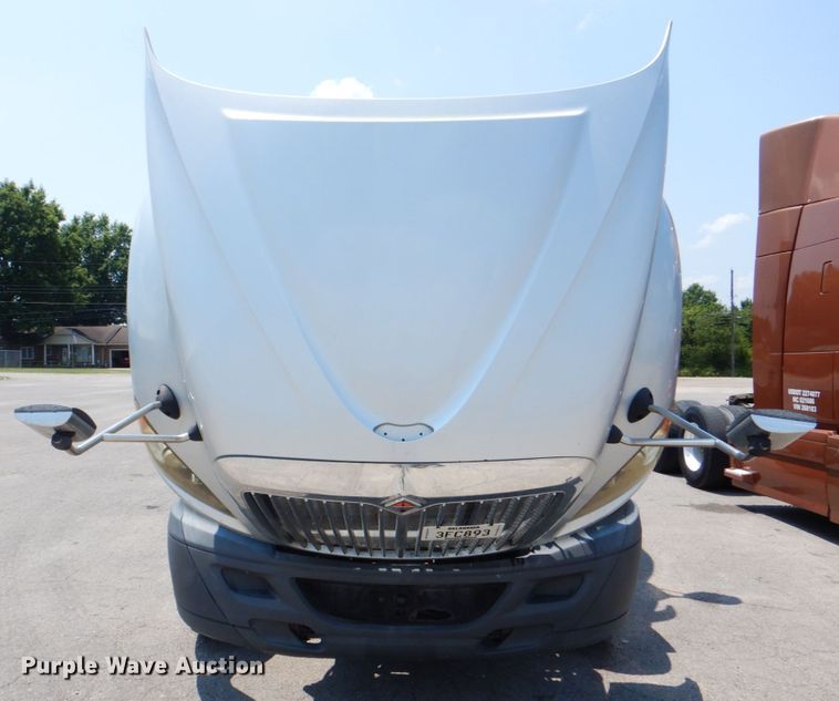 image for item DM3942 2013 International ProStar  truck tractor