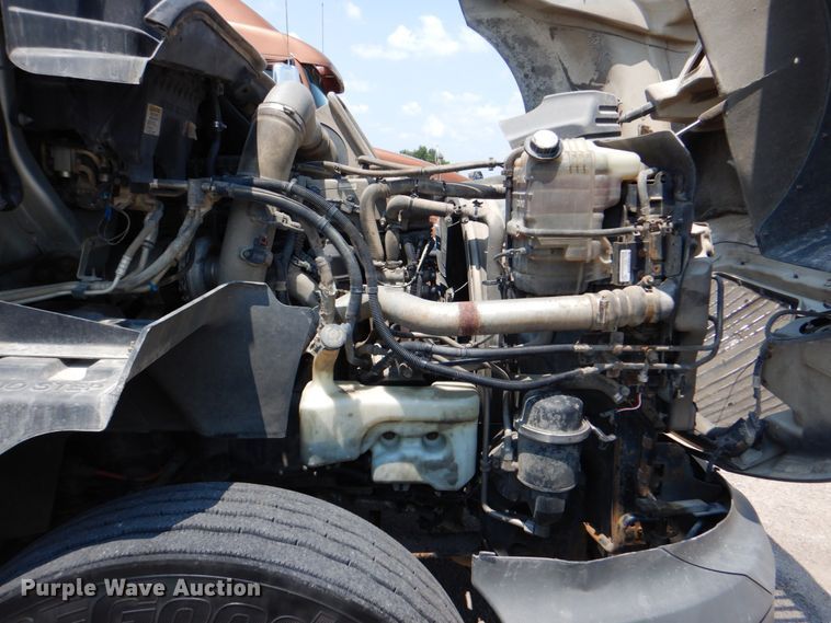 image for item DM3942 2013 International ProStar  truck tractor