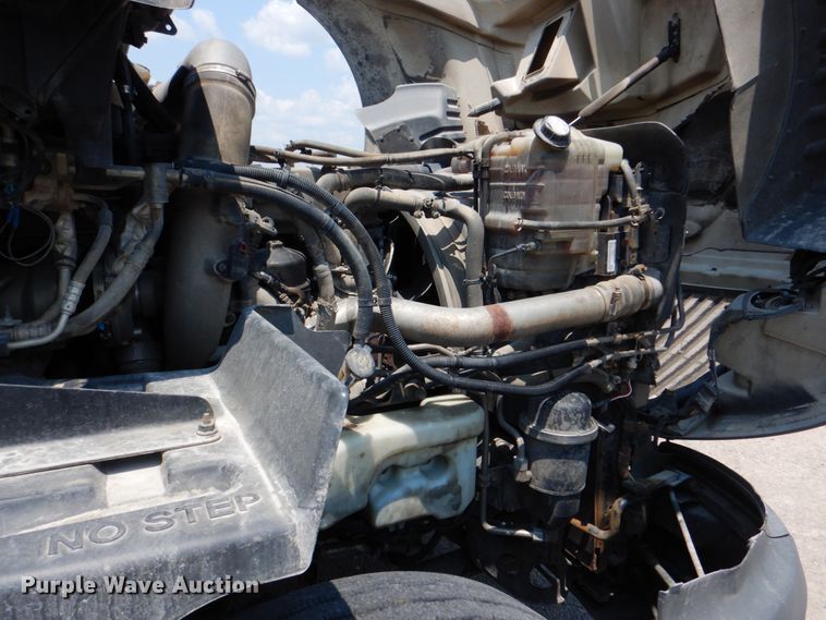 image for item DM3942 2013 International ProStar  truck tractor