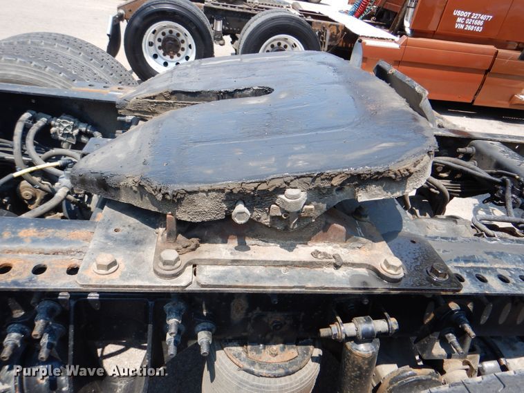 image for item DM3942 2013 International ProStar  truck tractor