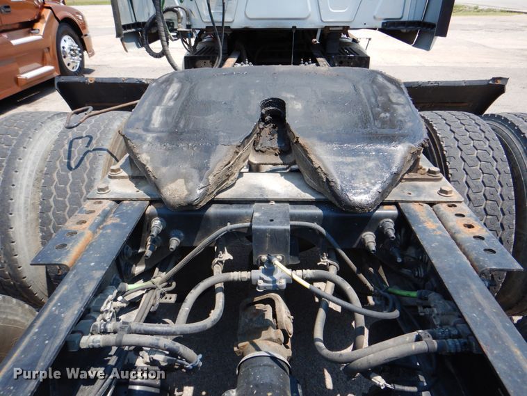 image for item DM3942 2013 International ProStar  truck tractor