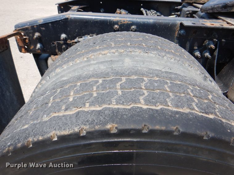 image for item DM3942 2013 International ProStar  truck tractor