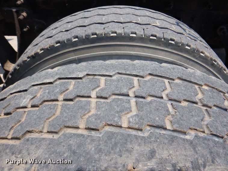 image for item DM3942 2013 International ProStar  truck tractor