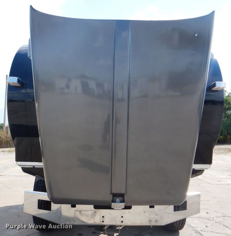 image for item DM3959 1999 Kenworth T800  semi truck