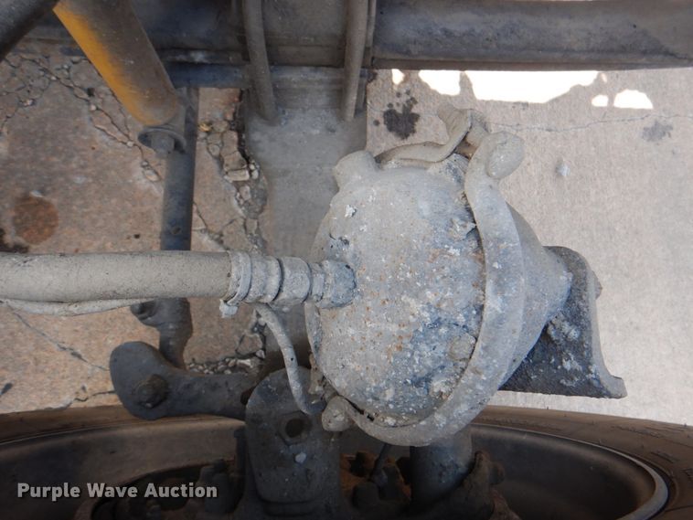 image for item DM3959 1999 Kenworth T800  semi truck