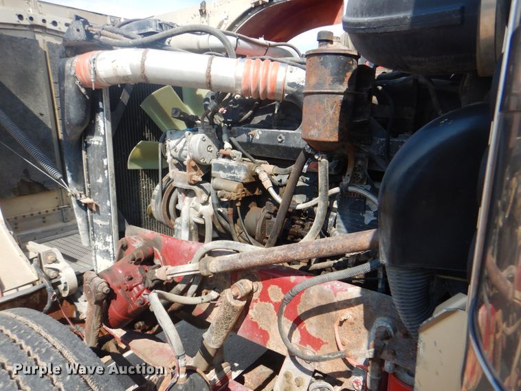 image for item DM3960 2000 Peterbilt 379  semi truck