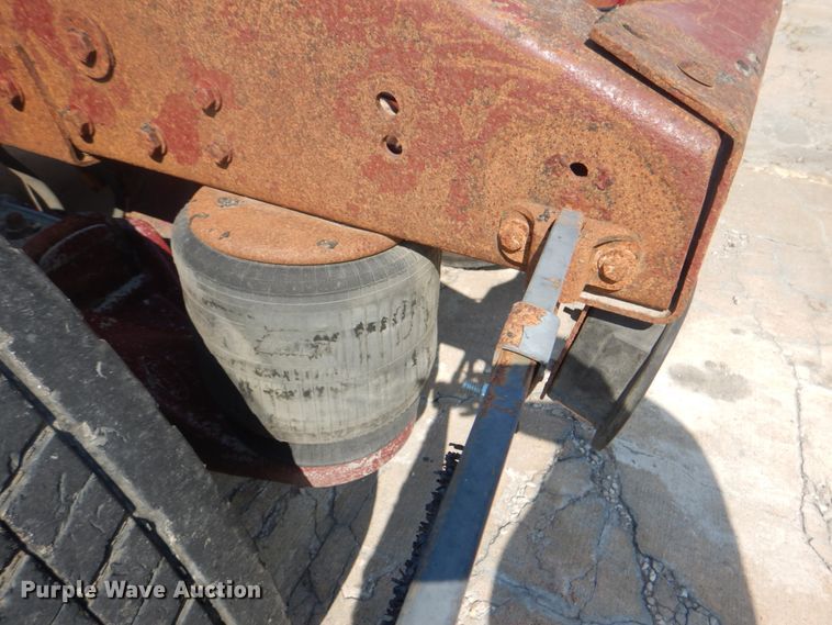 image for item DM3960 2000 Peterbilt 379  semi truck