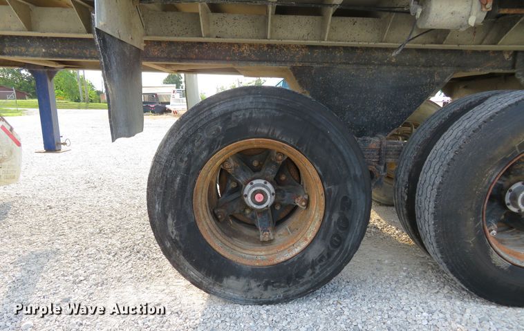 image for item FP9359 1978 Axle Equipment AF  end dump trailer