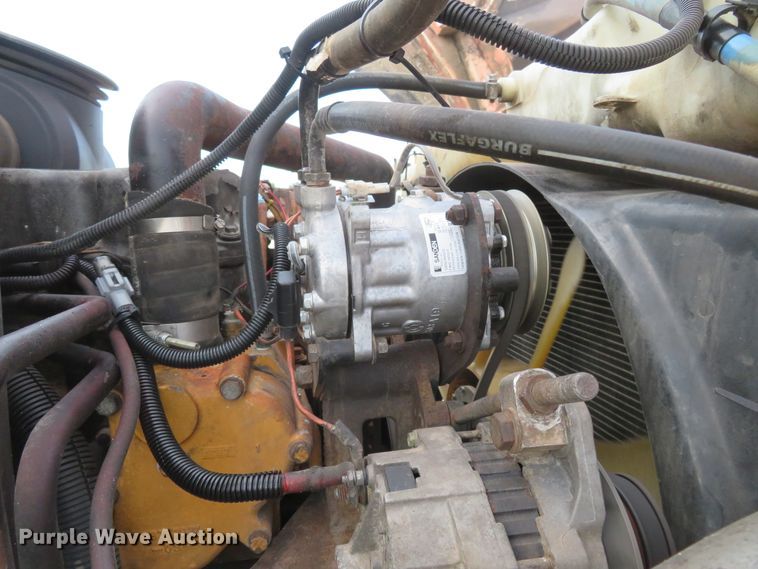 image for item FP9360 2003 Sterling LT9500  semi truck