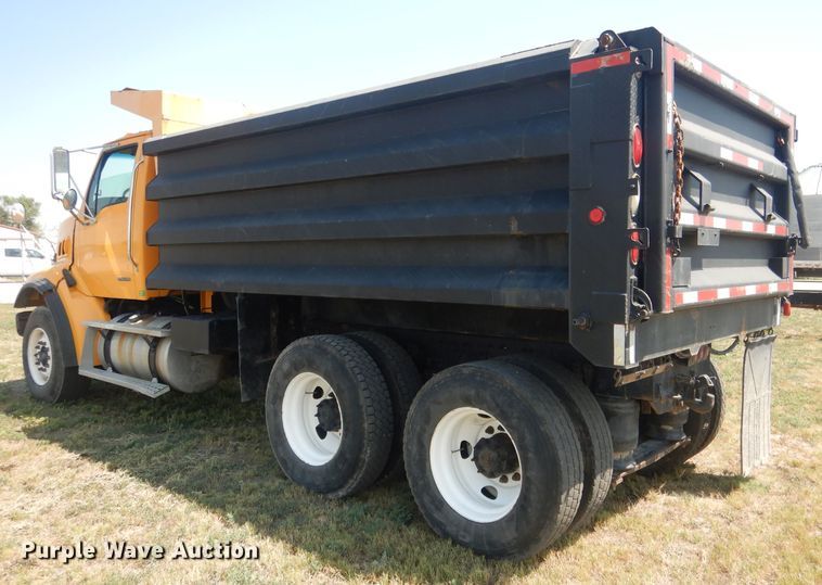 image for item HU9256 2006 Sterling LT7500  dump truck