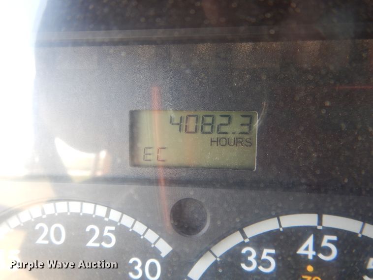 image for item HU9256 2006 Sterling LT7500  dump truck