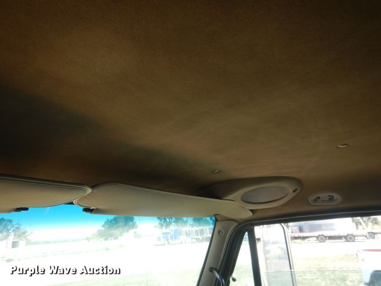 image for item HU9256 2006 Sterling LT7500  dump truck