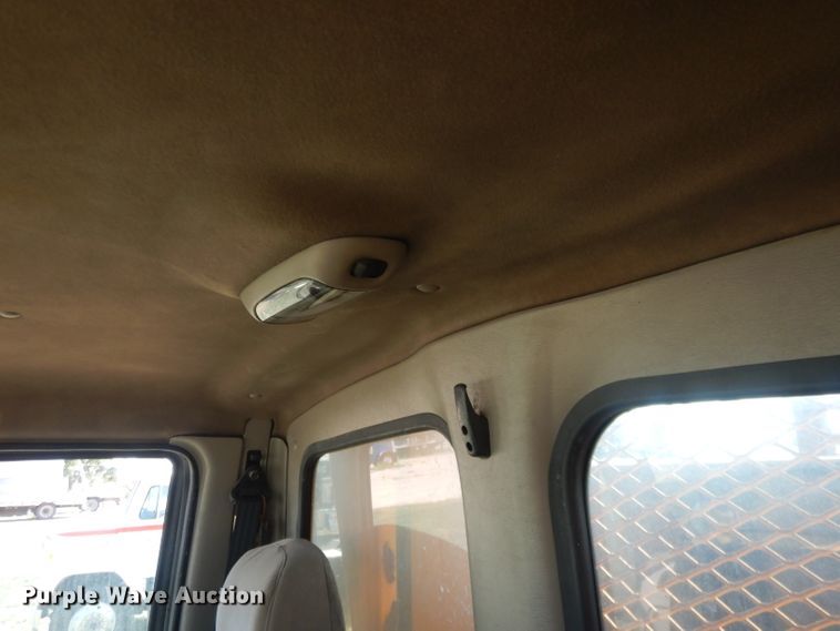 image for item HU9256 2006 Sterling LT7500  dump truck