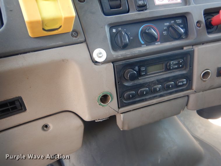 image for item HU9256 2006 Sterling LT7500  dump truck