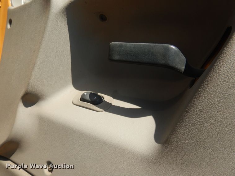 image for item HU9256 2006 Sterling LT7500  dump truck