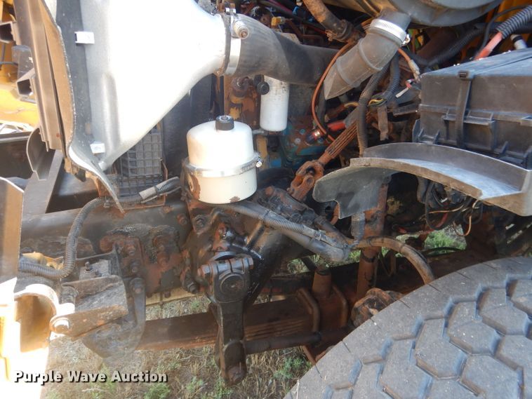 image for item HU9256 2006 Sterling LT7500  dump truck